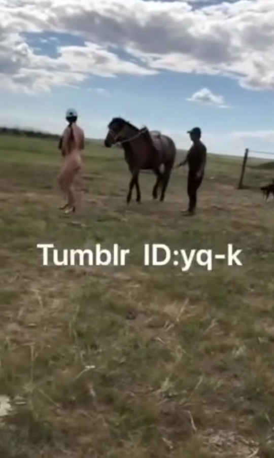 绿帽奴系列，让妻子露出给别人操（9.65G）